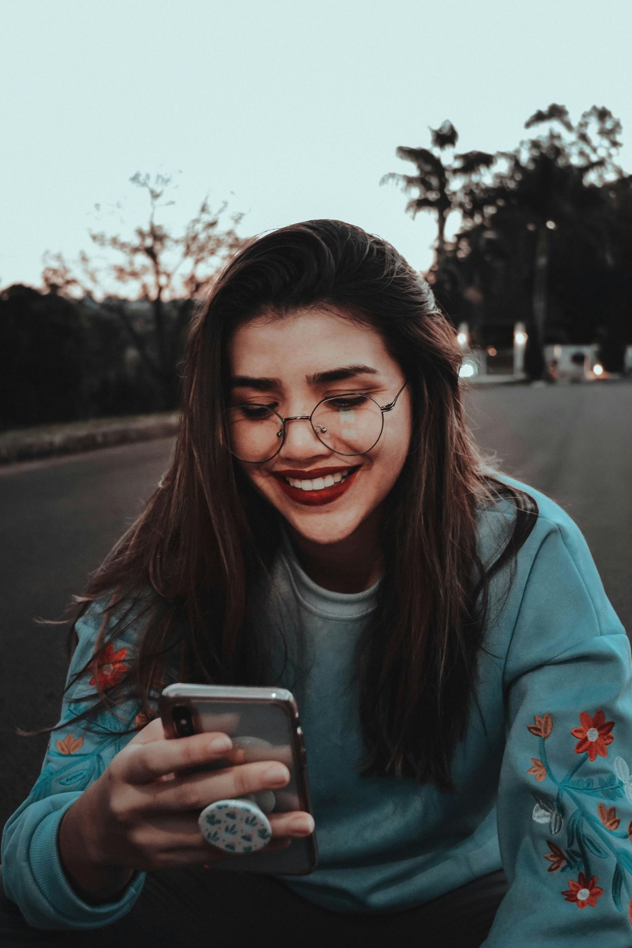 WhatsApp Personalized Communication Our WhatsApp marketing service allows you to send targeted messages based on user behavior, preferences, and demographics.